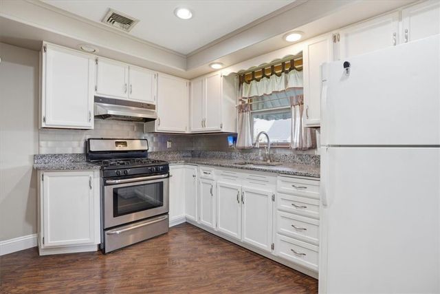 1603 Englewood Street, Bethlehem City, PA 18017