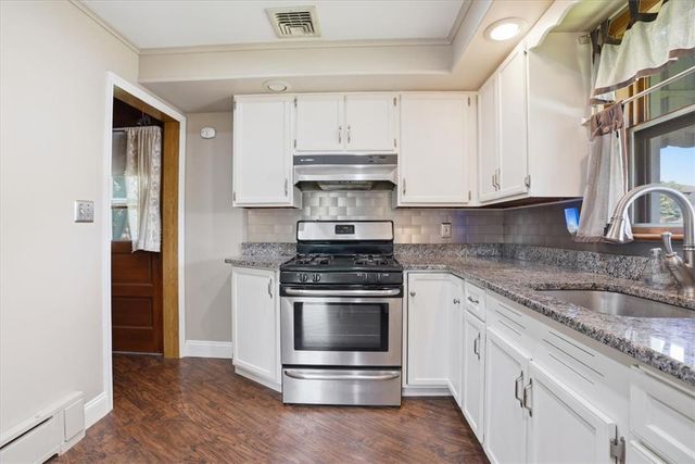 1603 Englewood Street, Bethlehem City, PA 18017
