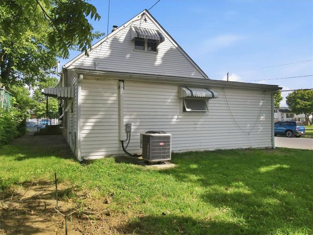 1603 Englewood Street, Bethlehem City, PA 18017