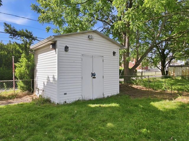 1603 Englewood Street, Bethlehem City, PA 18017