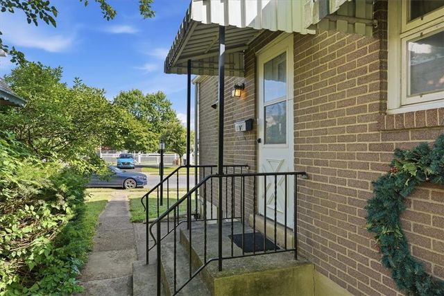 1603 Englewood Street, Bethlehem City, PA 18017