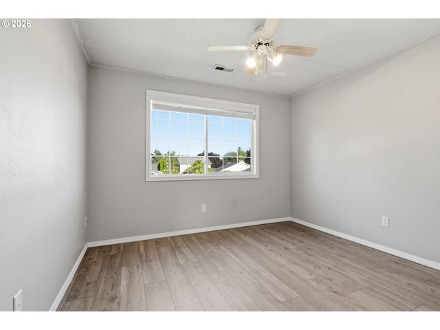 3001 Ne 160TH Ct, Vancouver, WA 98682