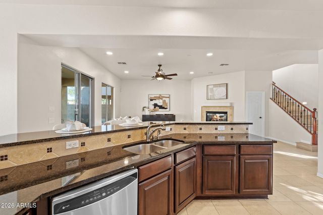 3660 E MAFFEO Road, Phoenix, AZ 85050