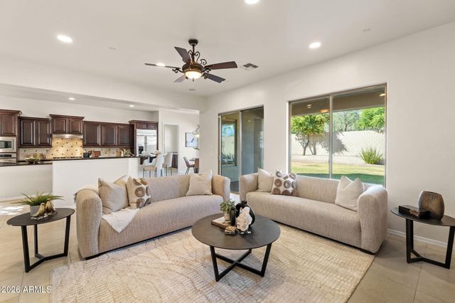 3660 E MAFFEO Road, Phoenix, AZ 85050