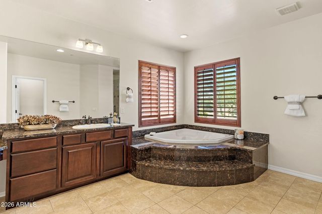3660 E MAFFEO Road, Phoenix, AZ 85050