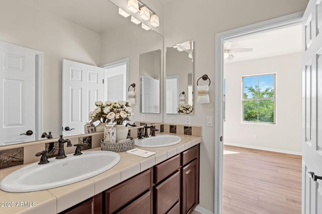 3660 E MAFFEO Road, Phoenix, AZ 85050