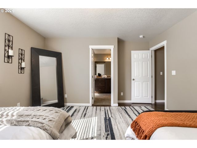 2213 Se 60TH Ave, Portland, OR 97215