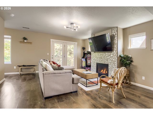 2213 Se 60TH Ave, Portland, OR 97215