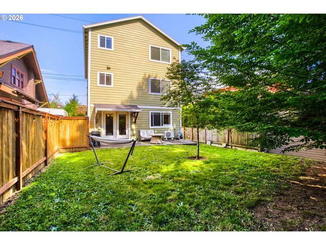2213 Se 60TH Ave, Portland, OR 97215