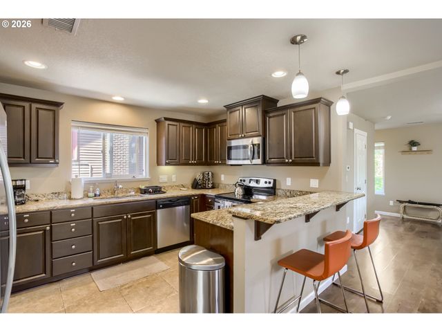 2213 Se 60TH Ave, Portland, OR 97215