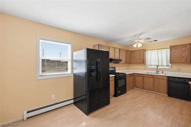 1082 Hazel Street, Akron, OH 44305