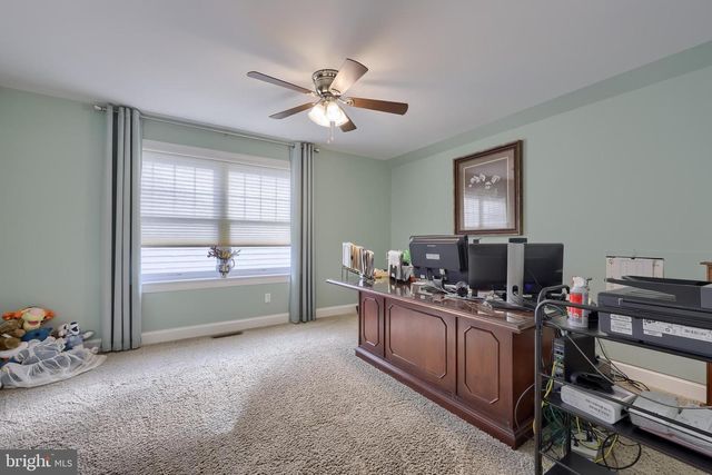 651 CHISWELL PL, Lancaster, PA 17601