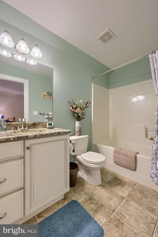 651 CHISWELL PL, Lancaster, PA 17601