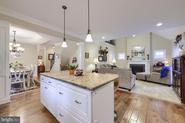 651 CHISWELL PL, Lancaster, PA 17601