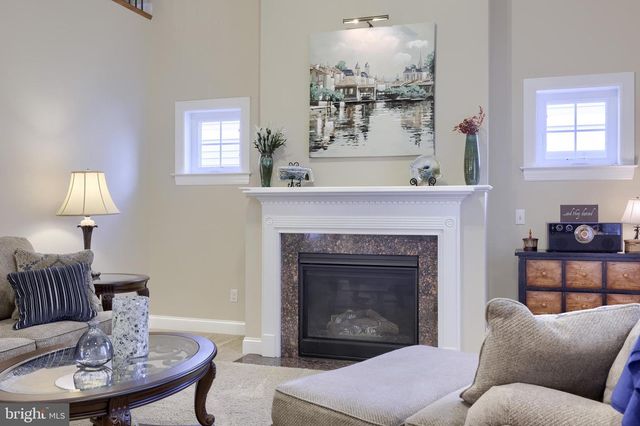 651 CHISWELL PL, Lancaster, PA 17601