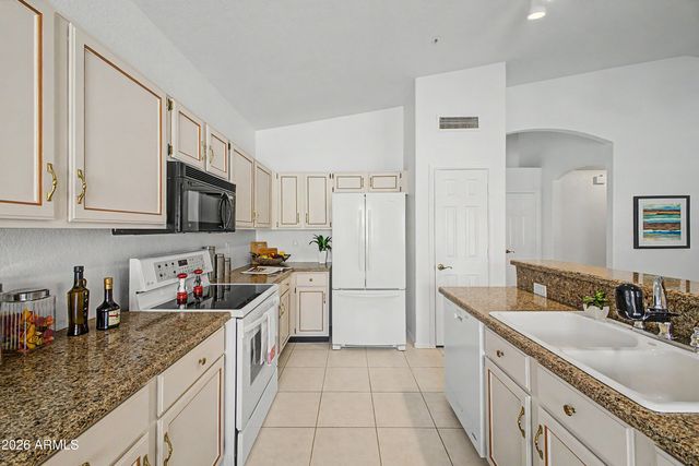 9380 E BLANCHE Drive E, Scottsdale, AZ 85260