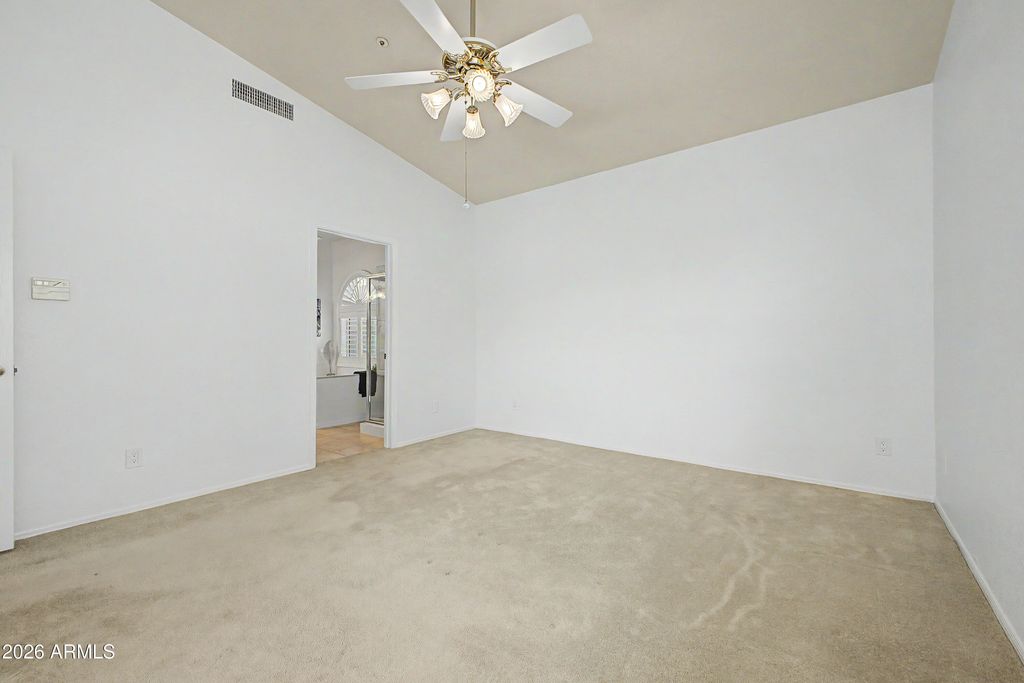 Image 19 of property listing at 9380 E BLANCHE Drive E, Scottsdale, AZ 85260