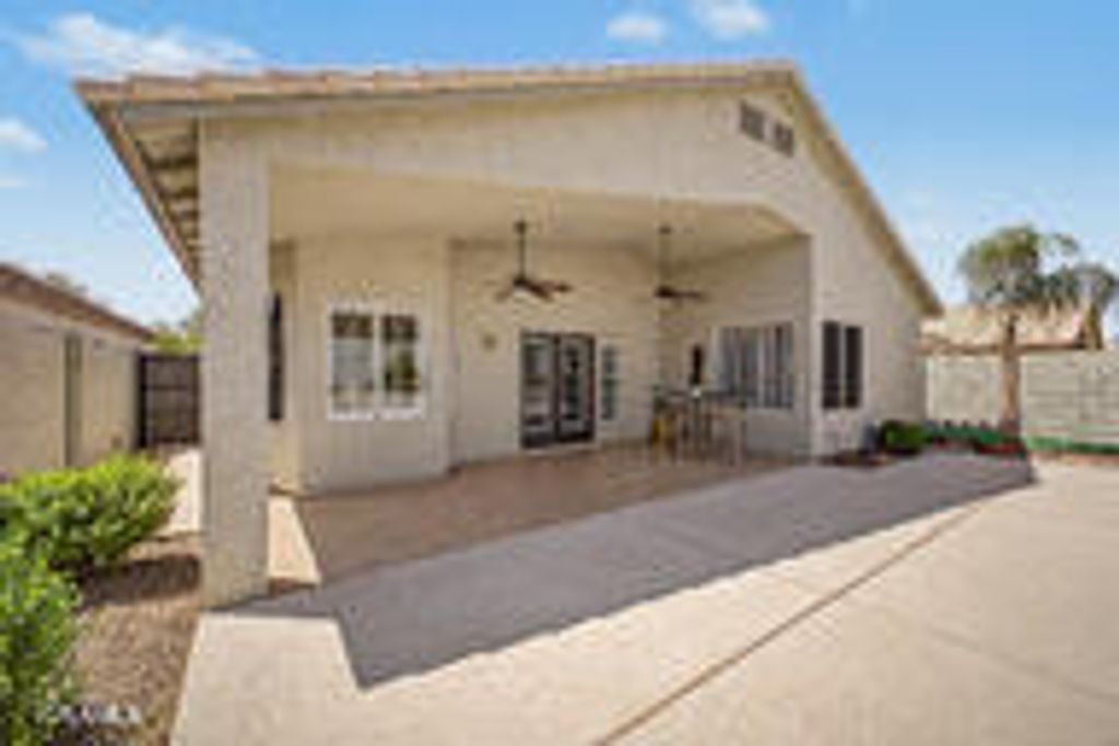 Image 28 of property listing at 9380 E BLANCHE Drive E, Scottsdale, AZ 85260