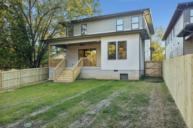 602A Watsonwood Dr, Nashville, TN 37211