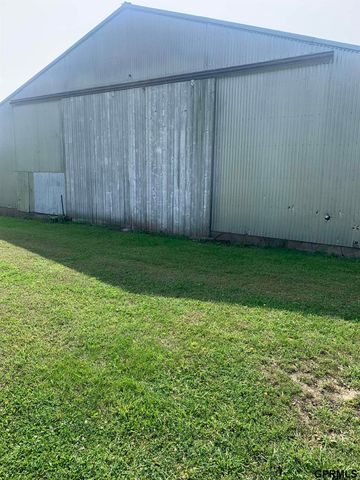 1660 10 County Road, Lyons, NE 68038