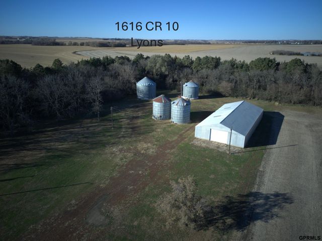 1660 10 County Road, Lyons, NE 68038