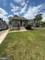 623 LEES AVE, Collingswood, NJ 08108