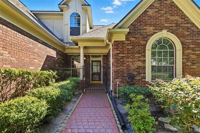 4614 Golden Pond Court, Sugar Land, TX 77479