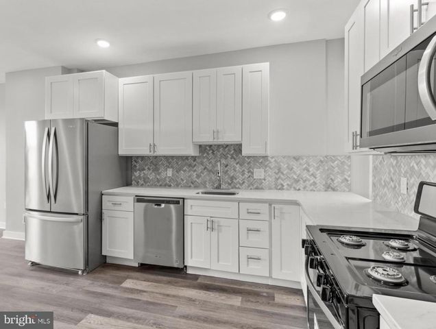 2303 CHRISTIAN ST, Philadelphia, PA 19146