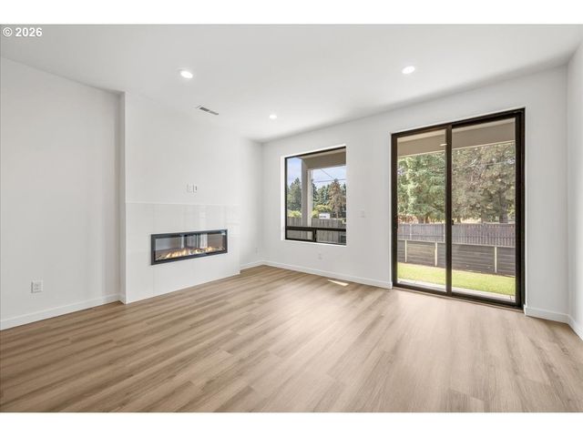 5016 Ne 113TH Loop, Vancouver, WA 98686