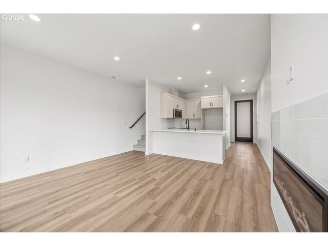 5016 Ne 113TH Loop, Vancouver, WA 98686