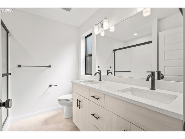 5016 Ne 113TH Loop, Vancouver, WA 98686