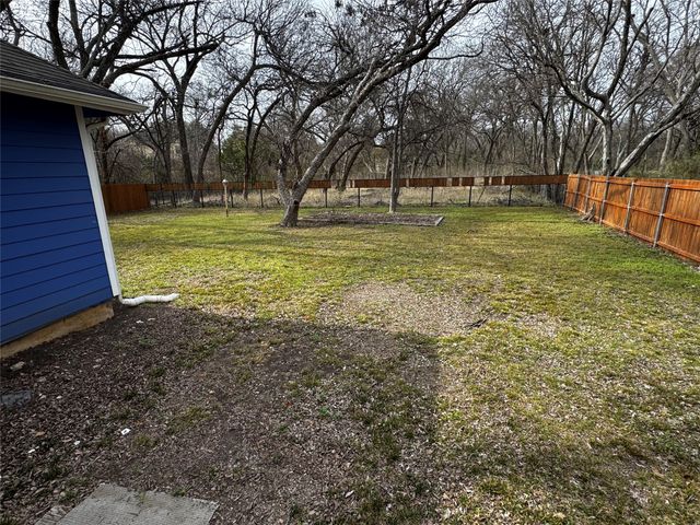 4939 Corrigan Avenue, Dallas, TX 75241