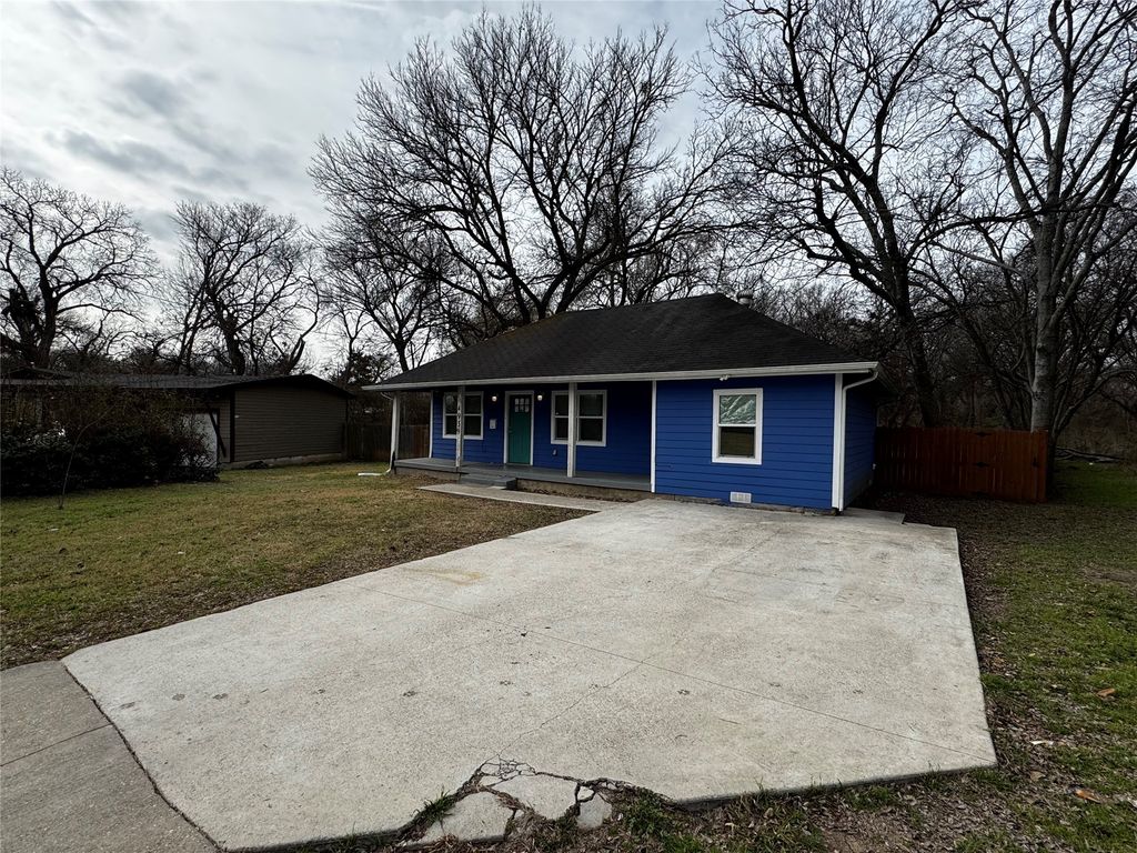 4939 Corrigan Avenue, Dallas, TX 75241