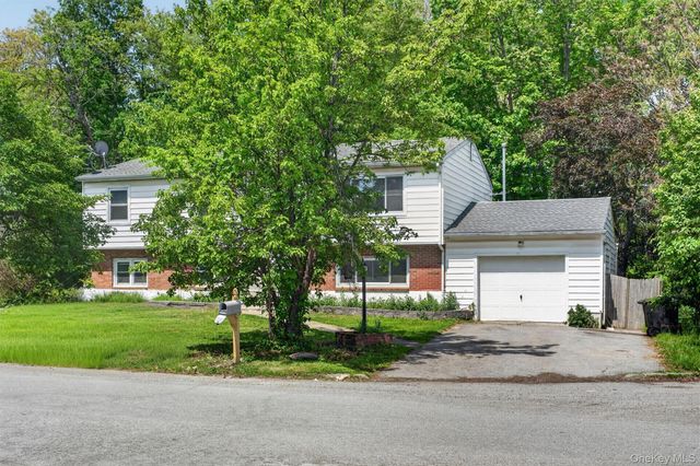 129 Vails Gate Heights Drive, New Windsor, NY 12553