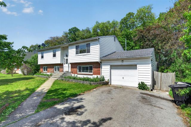 129 Vails Gate Heights Drive, New Windsor, NY 12553
