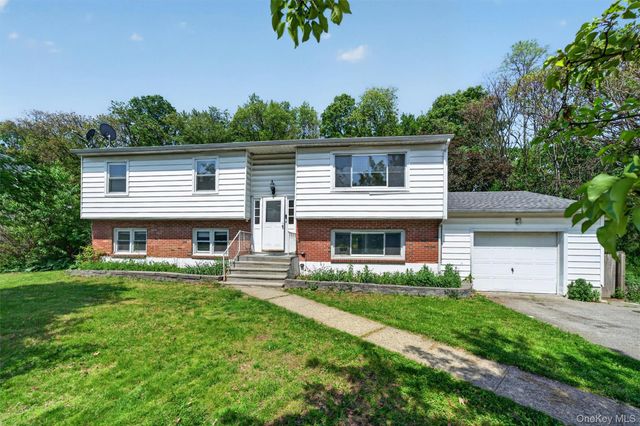 129 Vails Gate Heights Drive, New Windsor, NY 12553