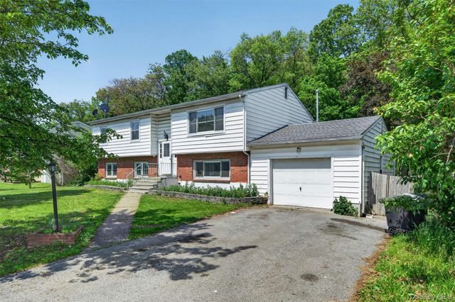 129 Vails Gate Heights Drive, New Windsor, NY 12553