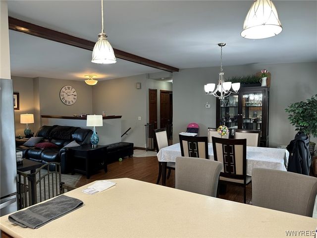 3844 Mapleton Road, Wheatfield, NY 14120