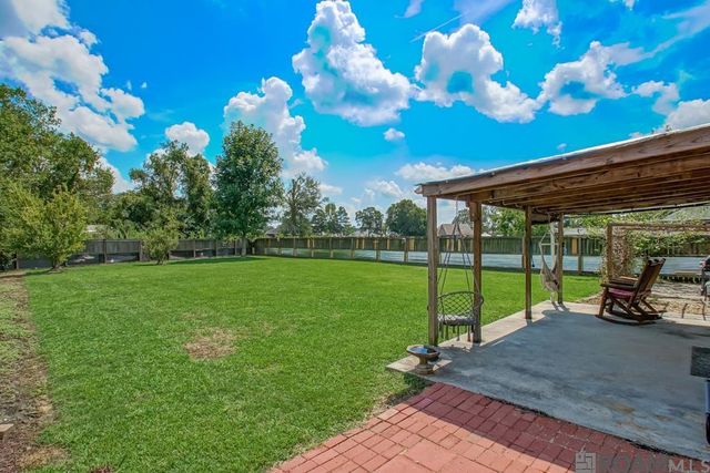 34233 Hawks Cove, Denham Springs, LA 70706
