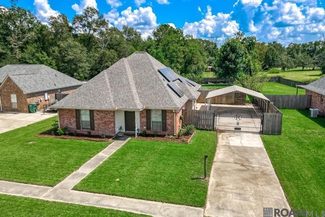 34233 Hawks Cove, Denham Springs, LA 70706
