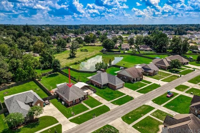 34233 Hawks Cove, Denham Springs, LA 70706
