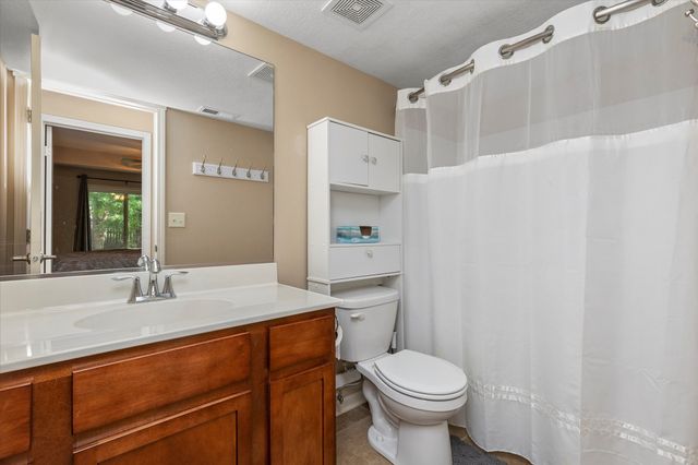 2070 SE Willowbrook Drive, Waukee, IA 50263