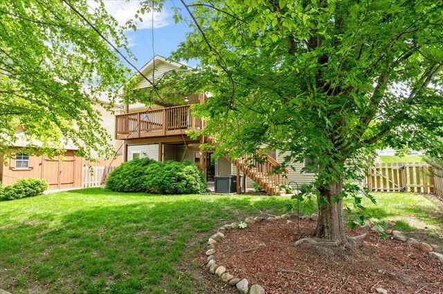 2070 SE Willowbrook Drive, Waukee, IA 50263