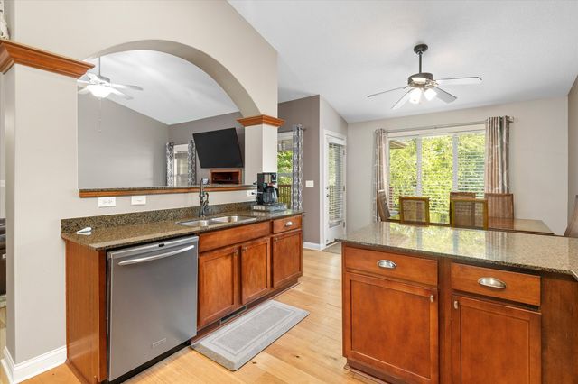 2070 SE Willowbrook Drive, Waukee, IA 50263