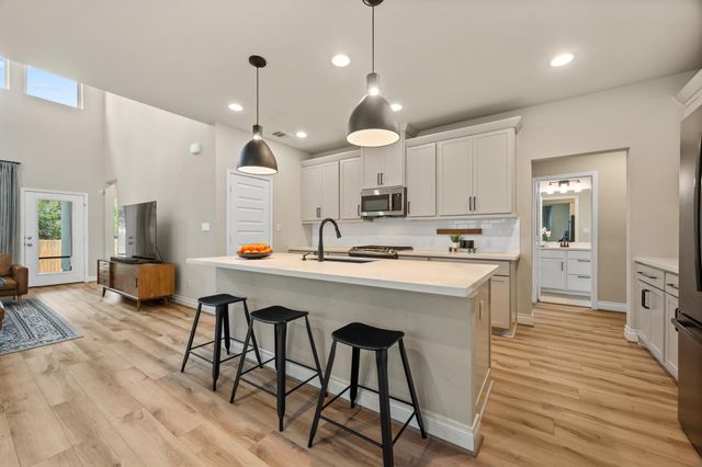 2632 Grizzly WAY, Leander, TX 78641