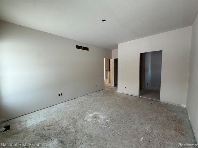 20650 Meadowview Street, Livonia, MI 48152