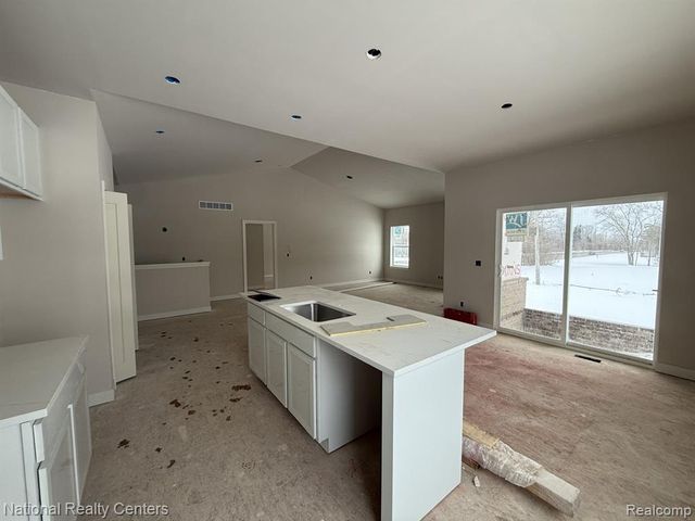 20650 Meadowview Street, Livonia, MI 48152