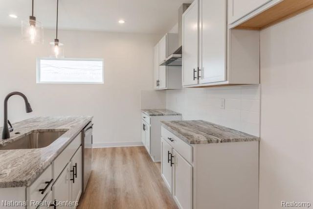 20650 Meadowview Street, Livonia, MI 48152