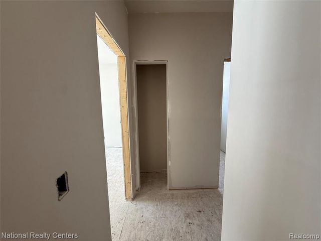 20650 Meadowview Street, Livonia, MI 48152