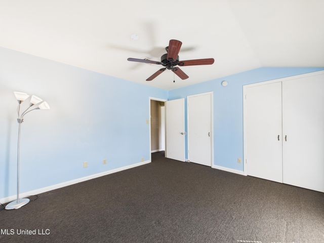 3605 N 9th Street, Ocean Springs, MS 39564